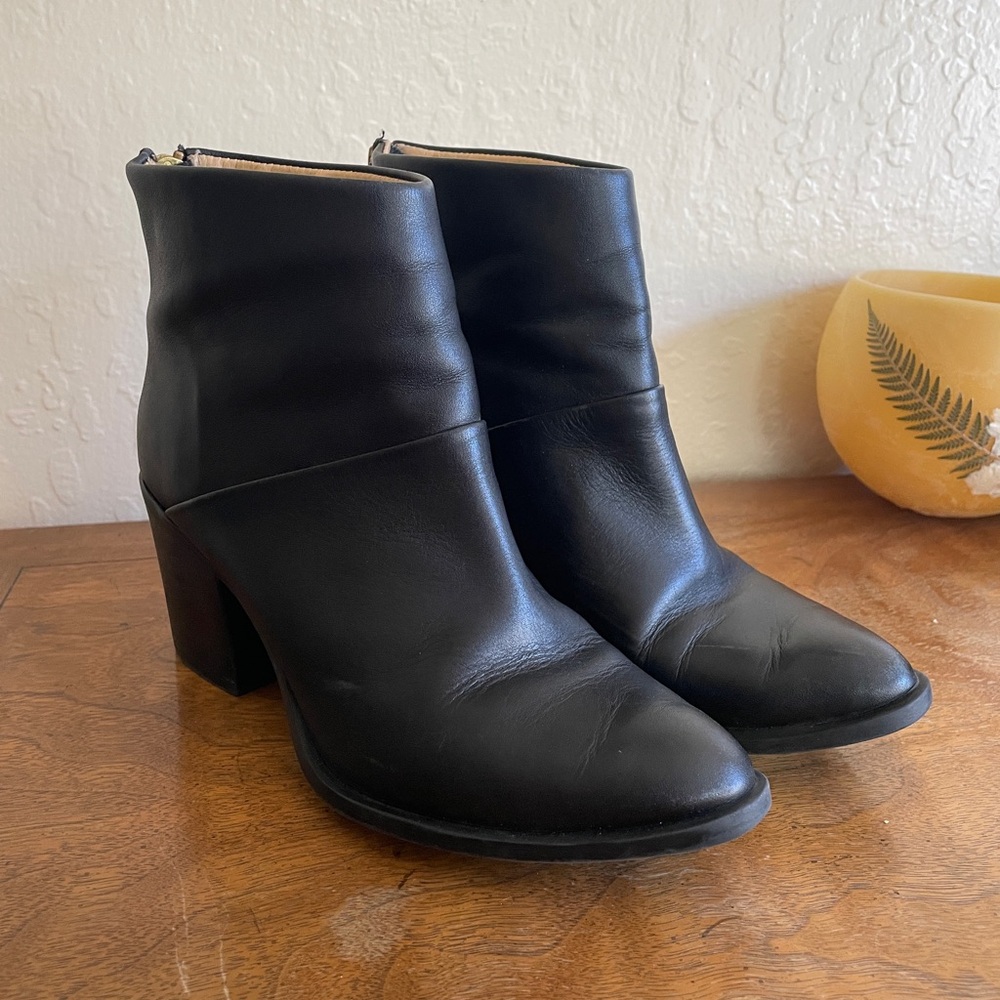 Nisolo Dari Commuter Boot, Black, 7.5